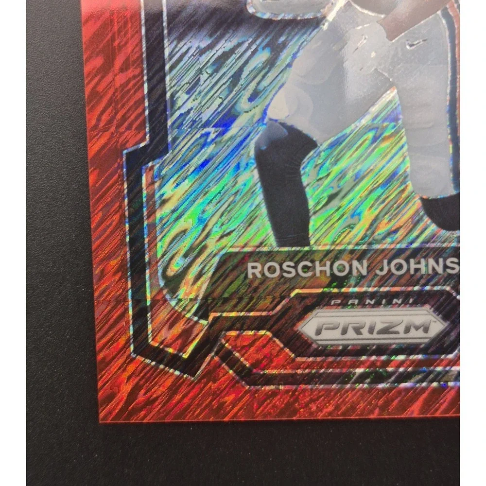 2023 Panini Prizm Rookies Roschon Johnson #314 Red Shimmer Prizm /35 (RC) Bears